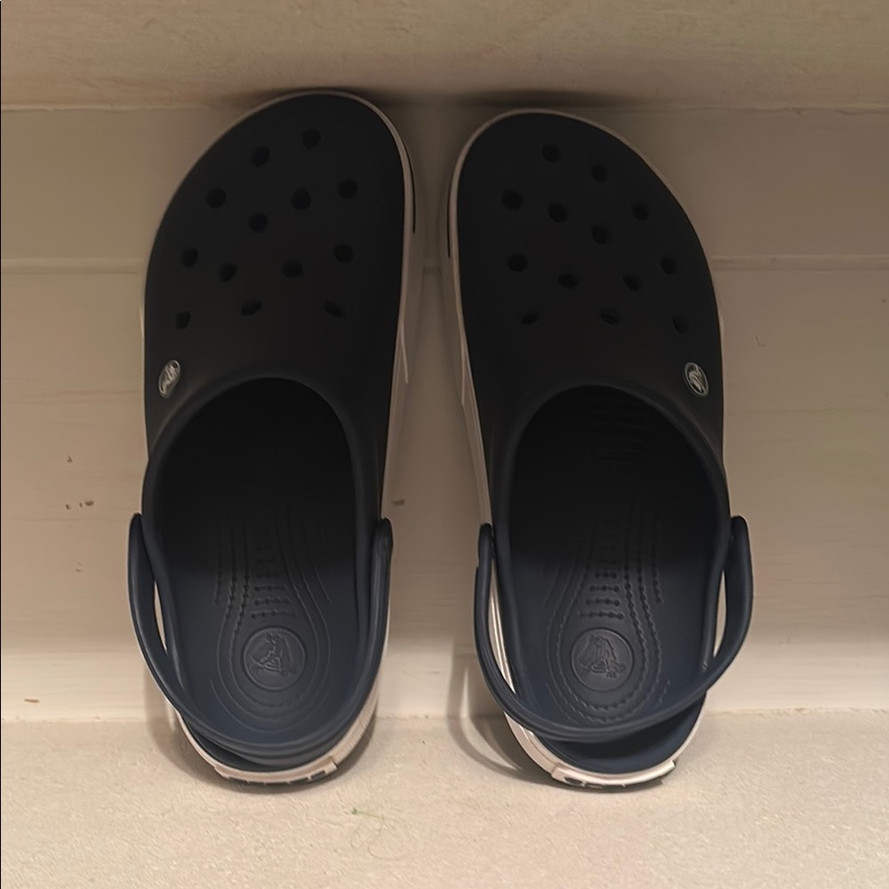 Crocs Classic Navy Clogs